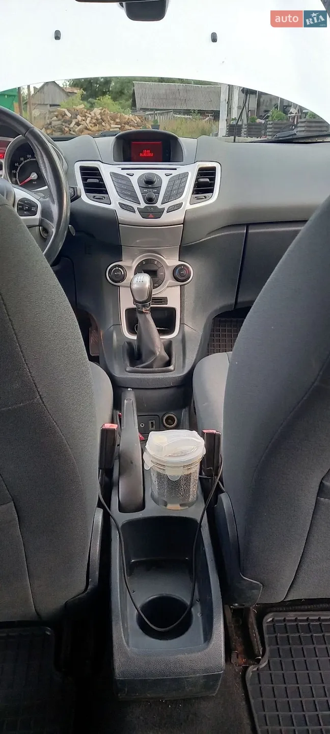 2011 Ford Fiesta - мініатюра 3