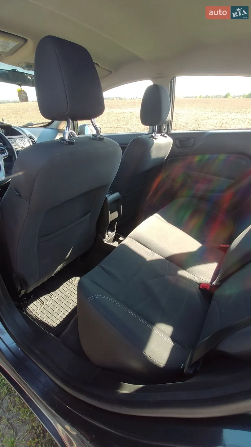 2016 Ford Fiesta - мініатюра 15