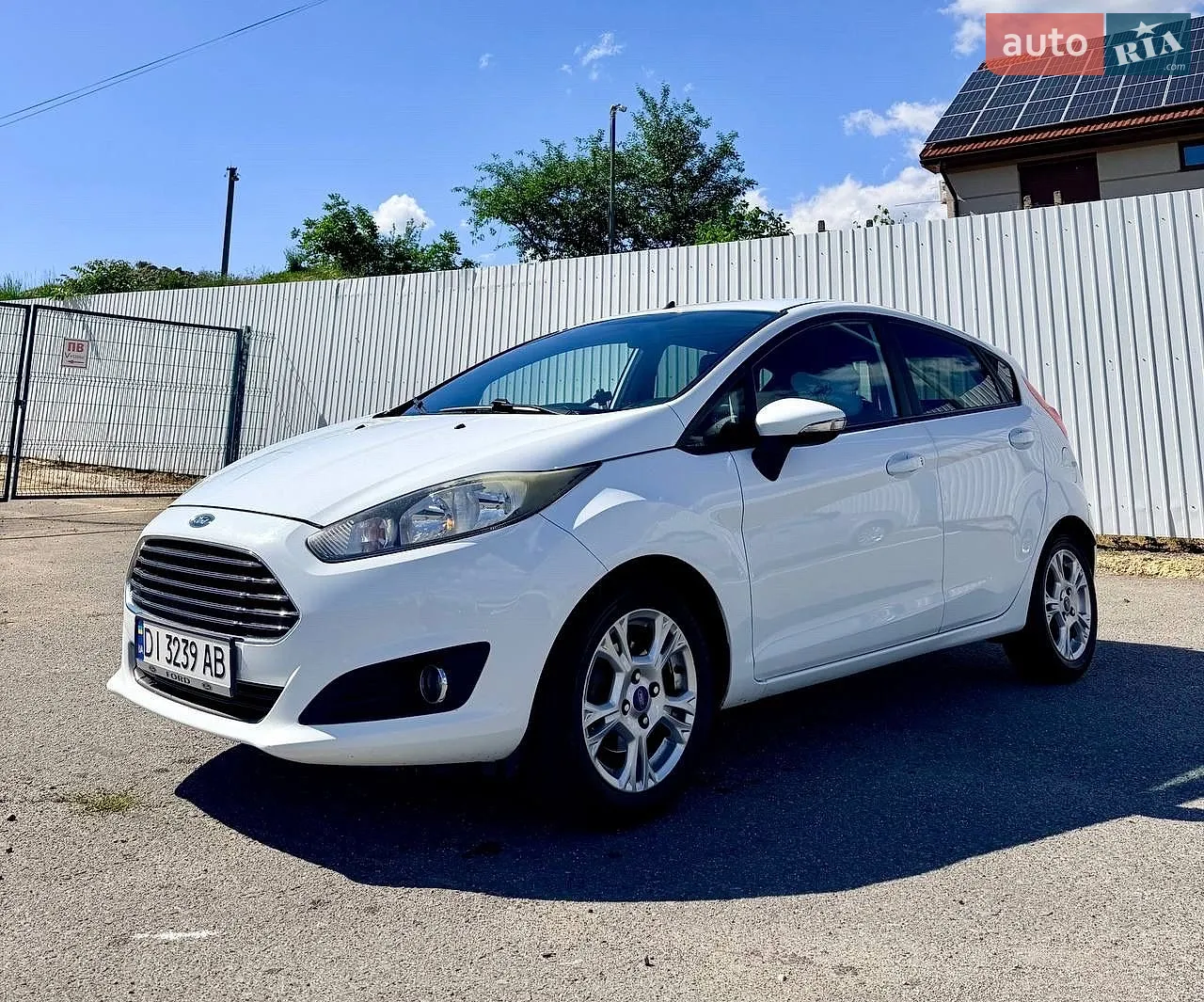 2014 Ford Fiesta - фото 1