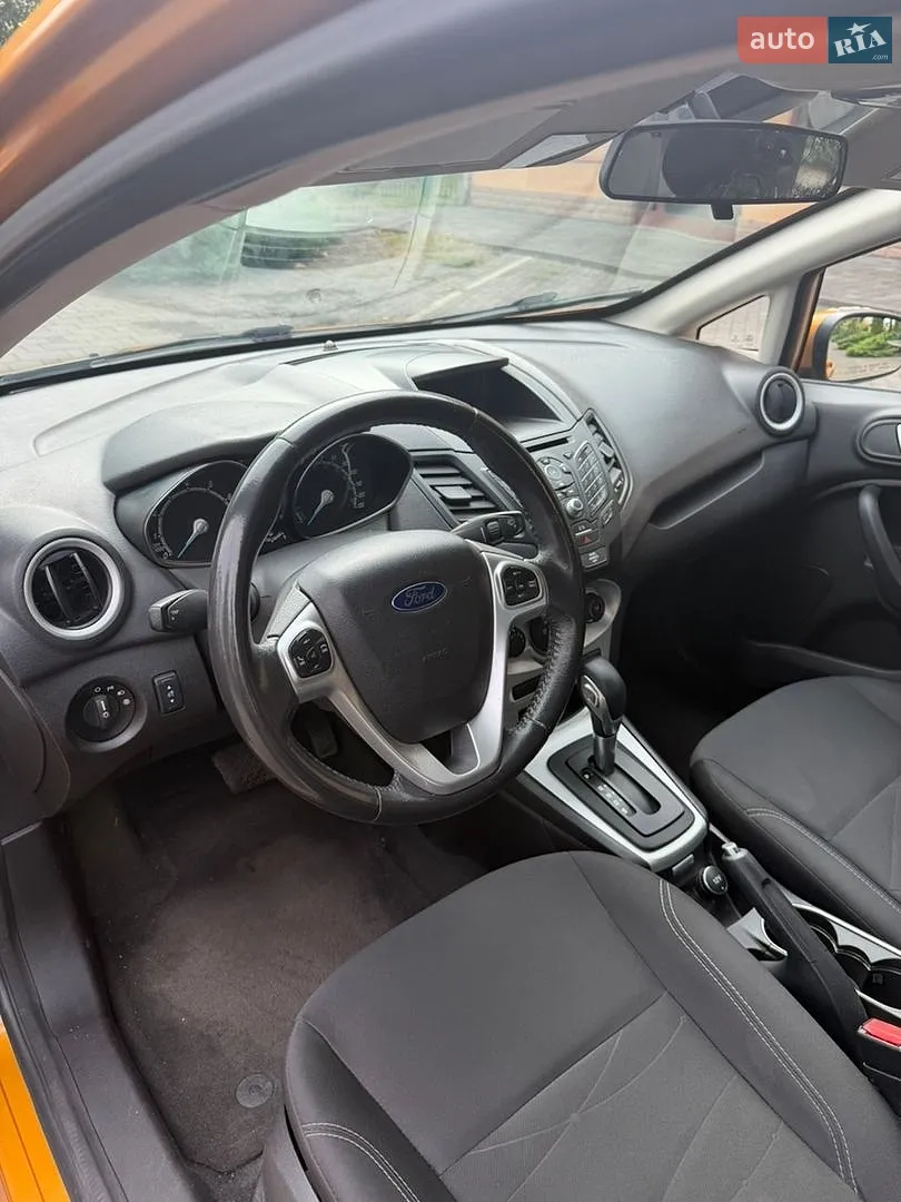 2016 Ford Fiesta - мініатюра 38