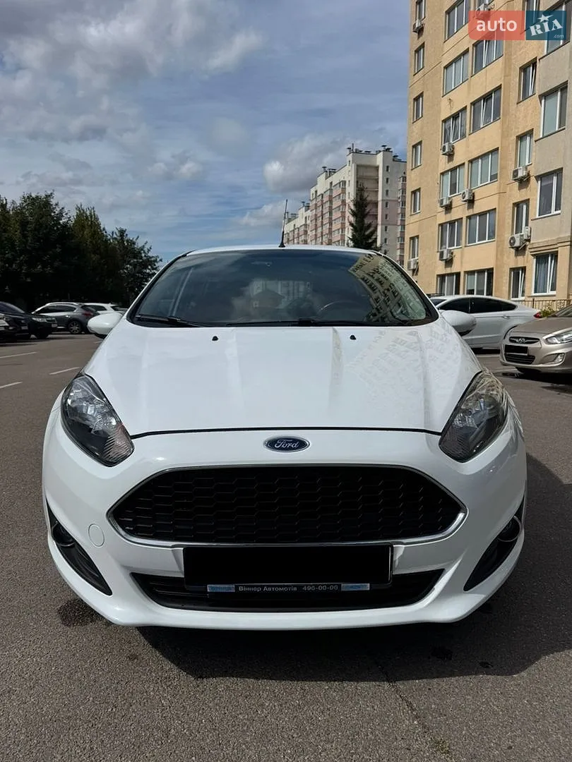 2016 Ford Fiesta - фото 1