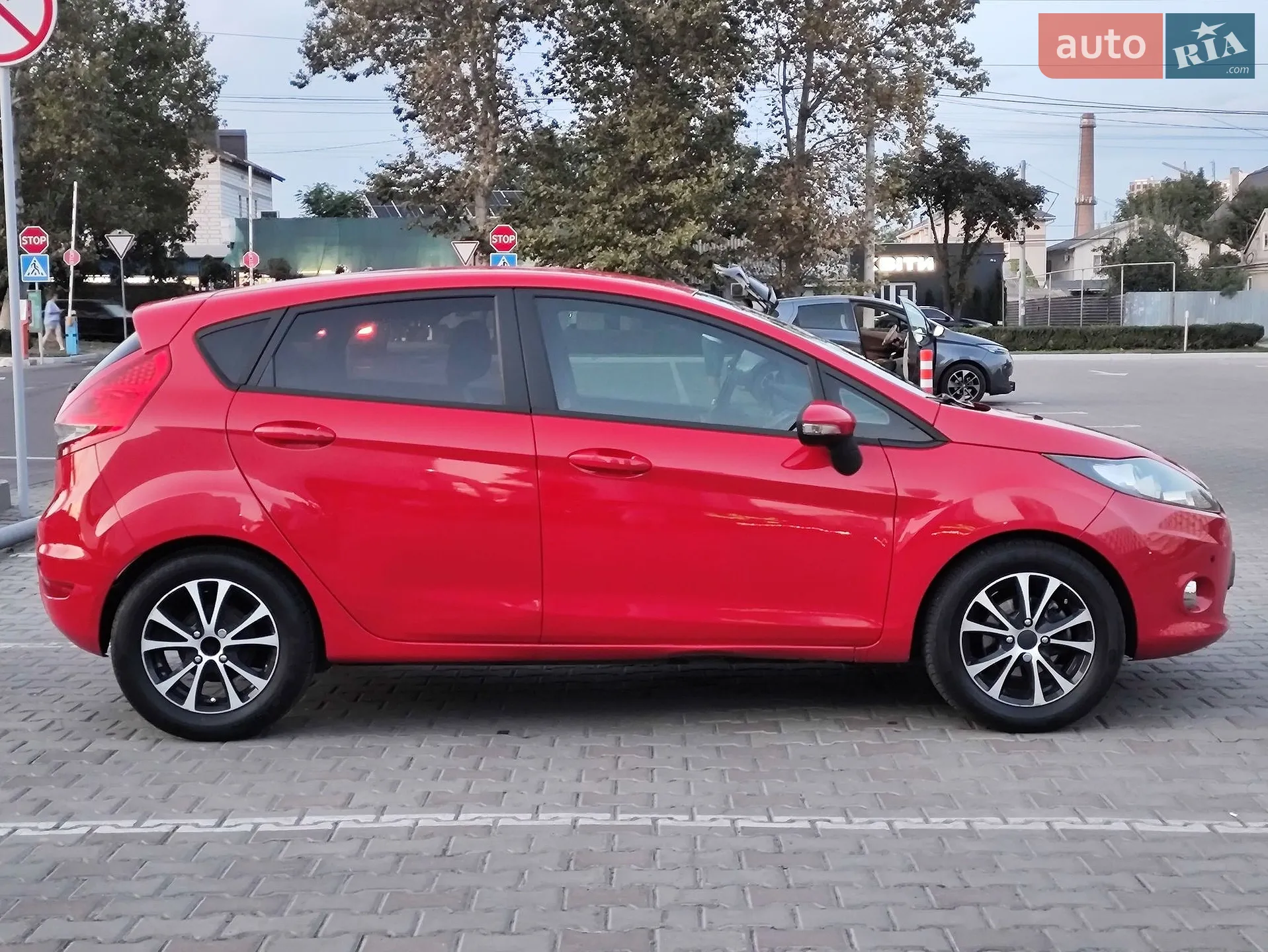2012 Ford Fiesta - мініатюра 5