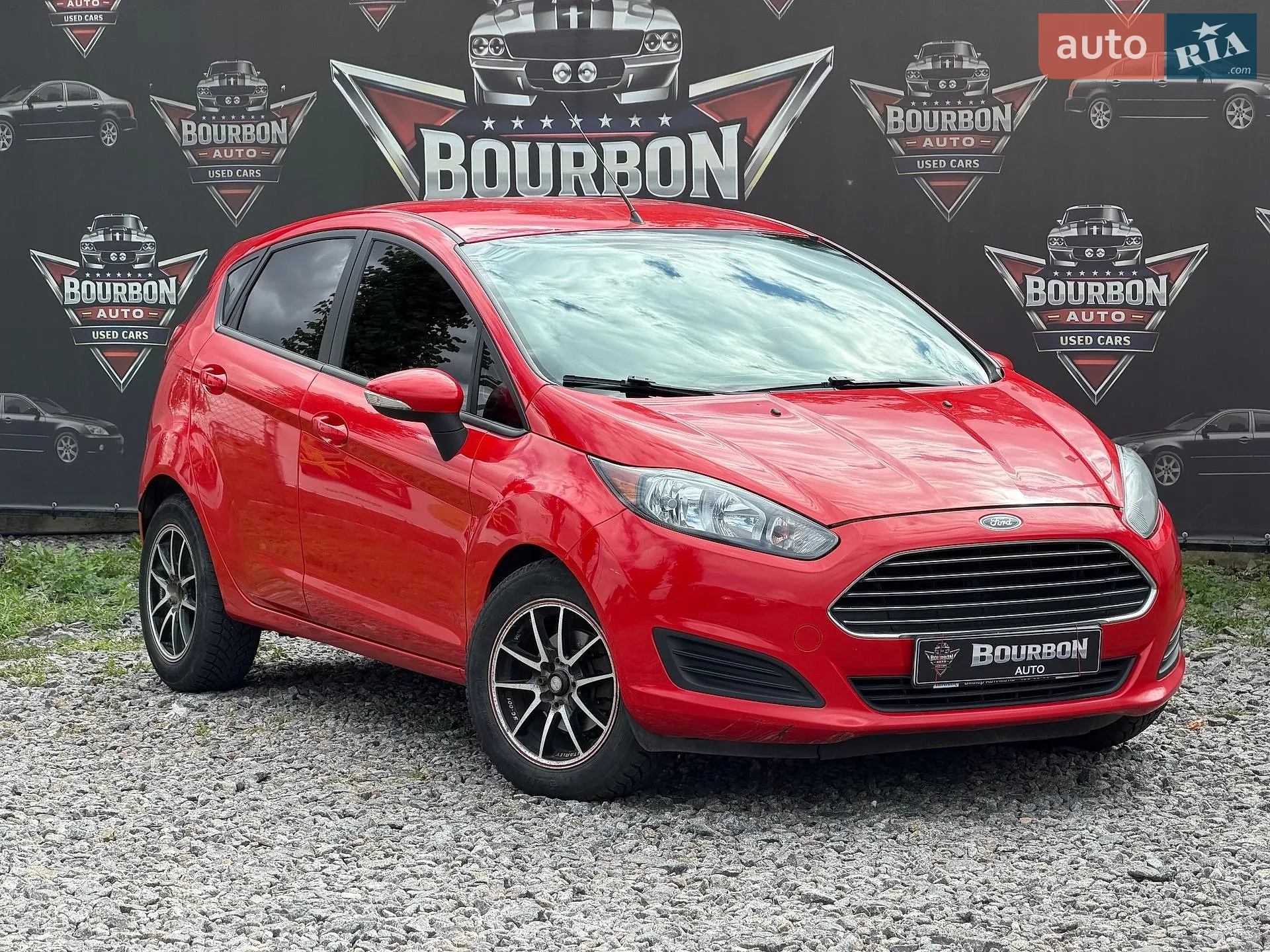 2013 Ford Fiesta - фото 1