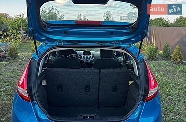 Хэтчбек Ford Fiesta 2012 в Киеве