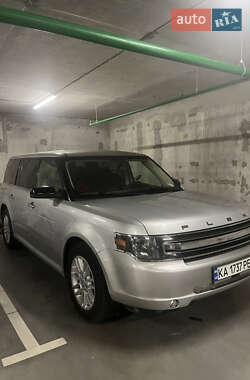 Внедорожник / Кроссовер Ford Flex 2018 в 