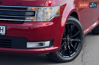 Внедорожник / Кроссовер Ford Flex 2019 в 