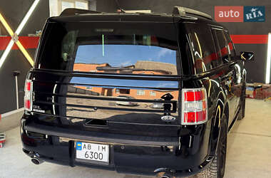 Позашляховик / Кросовер Ford Flex 2016 в 
