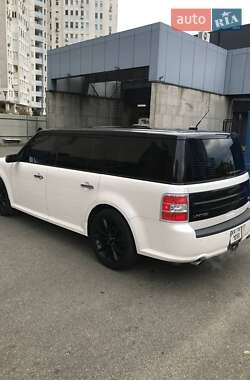 Позашляховик / Кросовер Ford Flex 2016 в 