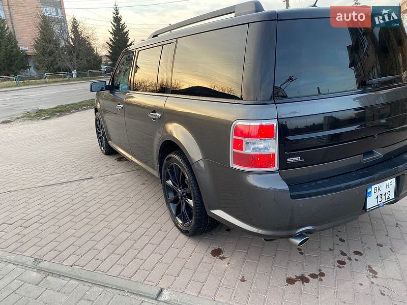 Внедорожник / Кроссовер Ford Flex 2019 в Сарнах фото Внедорожник / Кроссовер Ford Flex 2019 в Сарнах