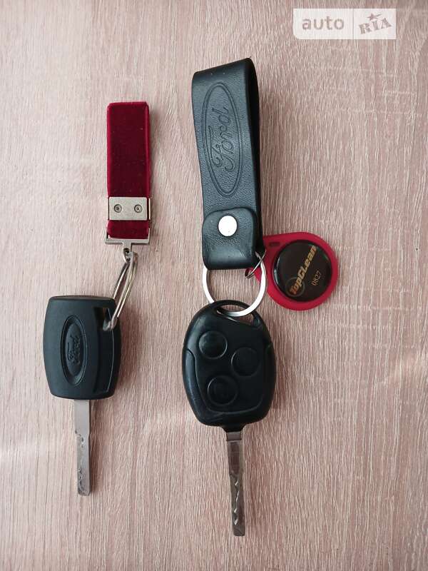 Минивэн Ford Focus C-Max 2005 в Житомире