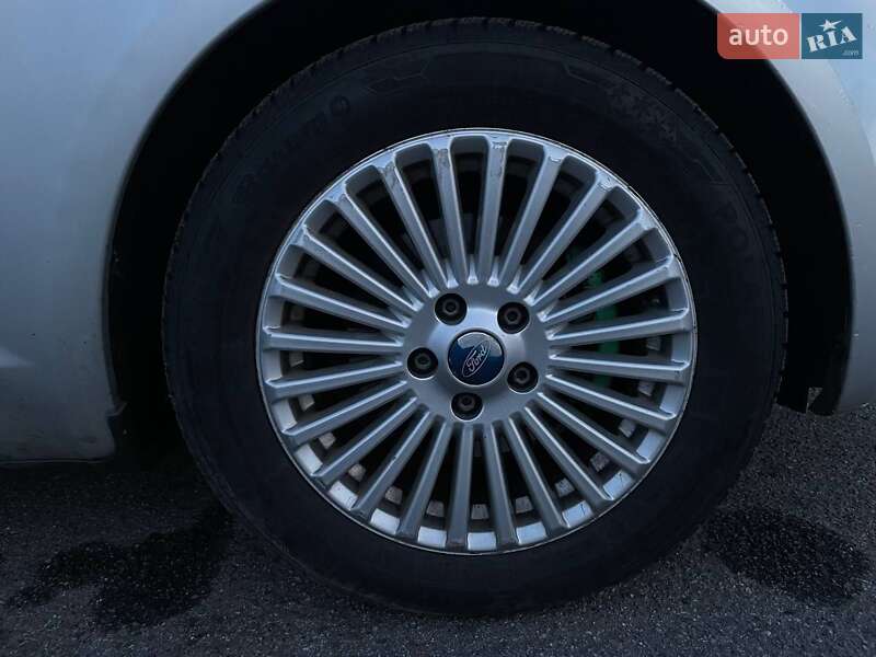 Минивэн Ford Focus C-Max 2007 в Луцке