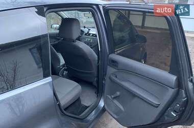 Мінівен Ford Focus C-Max 2004 в 