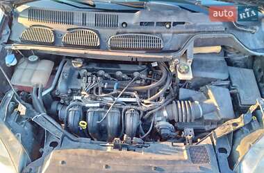 Мінівен Ford Focus C-Max 2006 в 