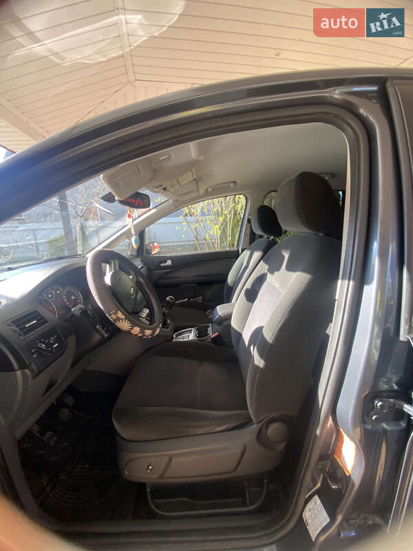 Минивэн Ford Focus C-Max 2005 в Нововолынске