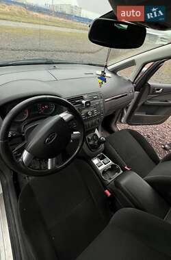 Минивэн Ford Focus C-Max 2004 в 