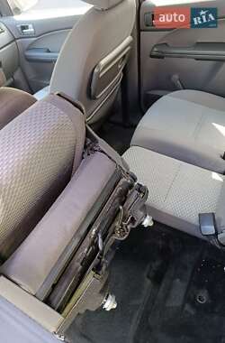 Минивэн Ford Focus C-Max 2004 в 
