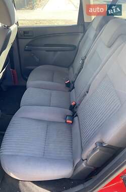 Мінівен Ford Focus C-Max 2004 в 