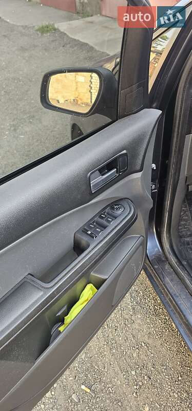 Мінівен Ford Focus C-Max 2006 в Нікополі фото 15 Мінівен Ford Focus C-Max 2006 в Нікополі