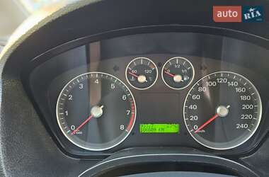 Мінівен Ford Focus C-Max 2006 в 