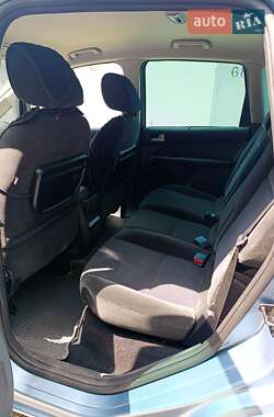 Минивэн Ford Focus C-Max 2006 в 