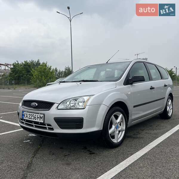 Минивэн Ford Focus C-Max 2006 в 