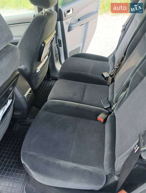 Минивэн Ford Focus C-Max 2004 в Ровно