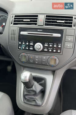 Минивэн Ford Focus C-Max 2006 в 