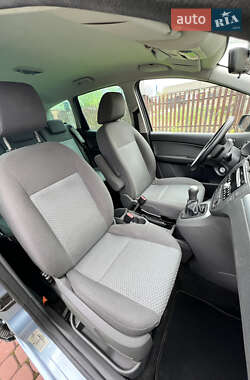 Минивэн Ford Focus C-Max 2006 в 