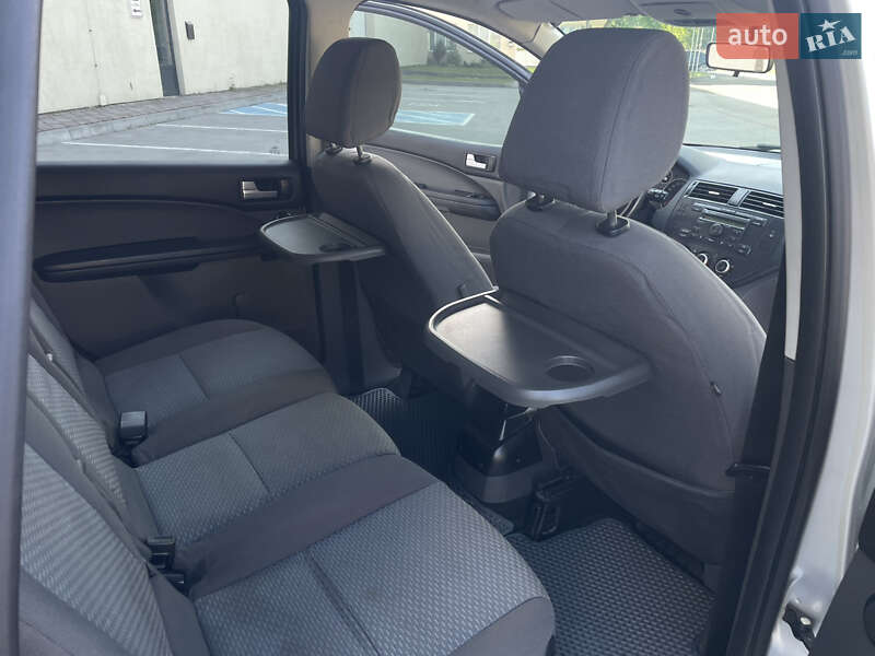 Минивэн Ford Focus C-Max 2004 в Стрые