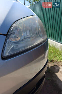Минивэн Ford Focus C-Max 2004 в 