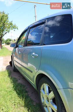 Минивэн Ford Focus C-Max 2004 в 