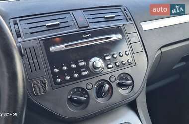 Мінівен Ford Focus C-Max 2005 в 