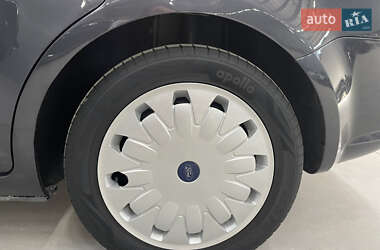 Мінівен Ford Focus C-Max 2010 в 