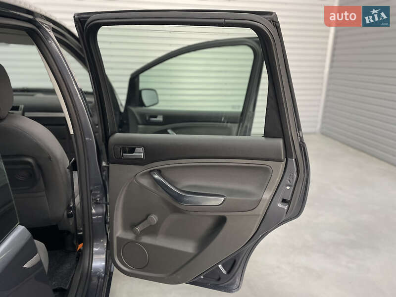 Минивэн Ford Focus C-Max 2010 в Стрые