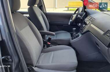 Минивэн Ford Focus C-Max 2005 в 