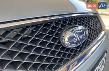 Минивэн Ford Focus C-Max 2005 в 