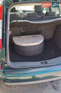 Минивэн Ford Focus C-Max 2006 в 