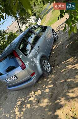 Мінівен Ford Focus C-Max 2004 в 