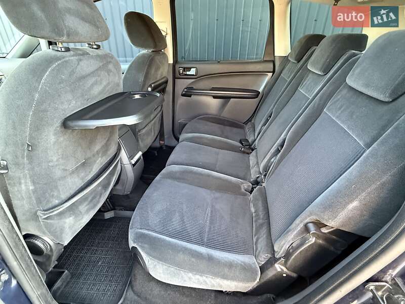 Минивэн Ford Focus C-Max 2004 в Киеве