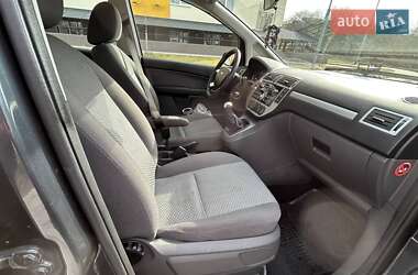 Мінівен Ford Focus C-Max 2006 в 