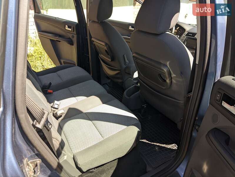 Мінівен Ford Focus C-Max 2005 в Хмельницькому