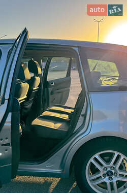 Минивэн Ford Focus C-Max 2003 в Черновцах