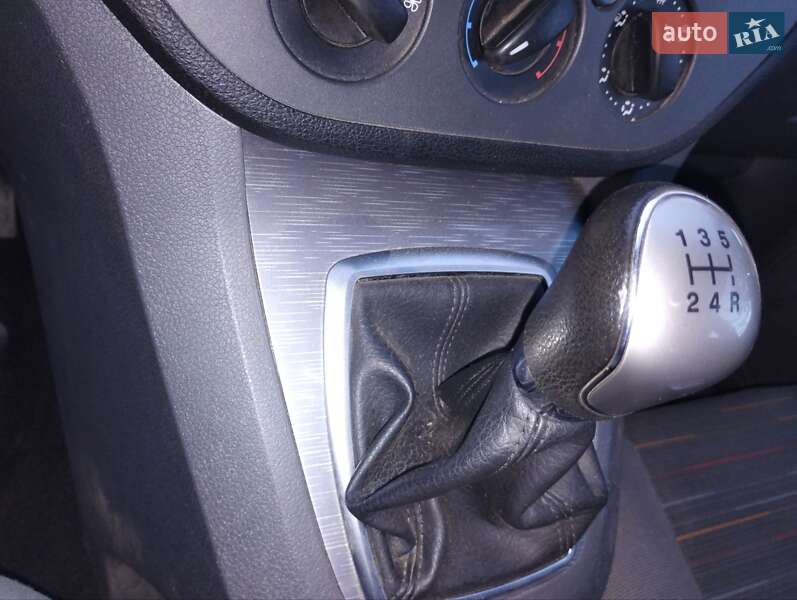 Мінівен Ford Focus C-Max 2007 в Конотопі