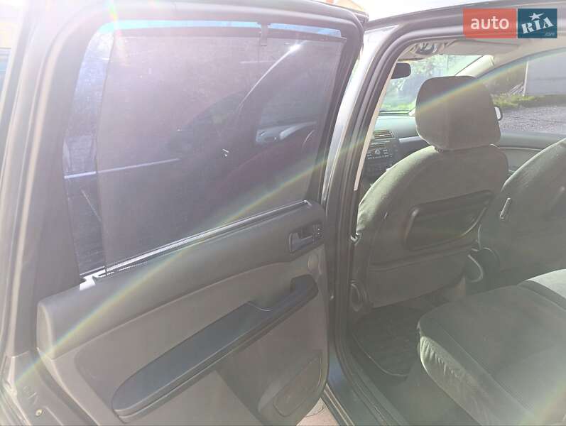 Мінівен Ford Focus C-Max 2006 в Чернівцях