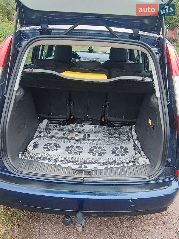 Універсал Ford Focus C-Max 2004 в Тальному фото 11 Універсал Ford Focus C-Max 2004 в Тальному