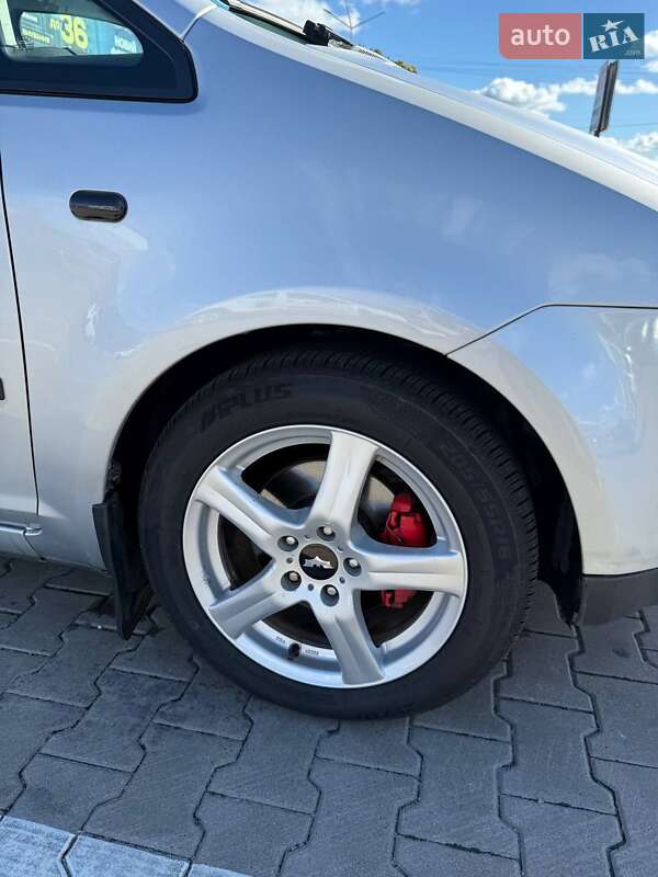 Минивэн Ford Focus C-Max 2006 в Киеве