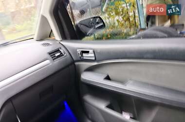 Минивэн Ford Focus C-Max 2006 в 