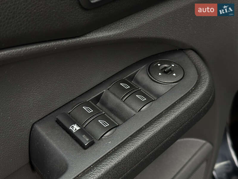 Мінівен Ford Focus C-Max 2006 в Миколаєві