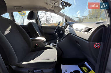 Минивэн Ford Focus C-Max 2004 в  фото 19 Минивэн Ford Focus C-Max 2004 в