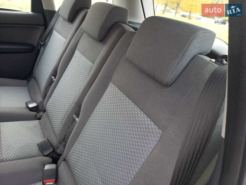 Мінівен Ford Focus C-Max 2005 в Черкасах